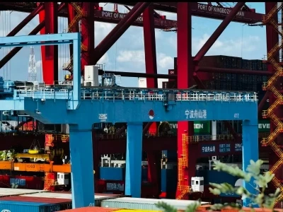 Stal Jiangsu Xurui pomaga w budowie nowego lotniska w Katarze